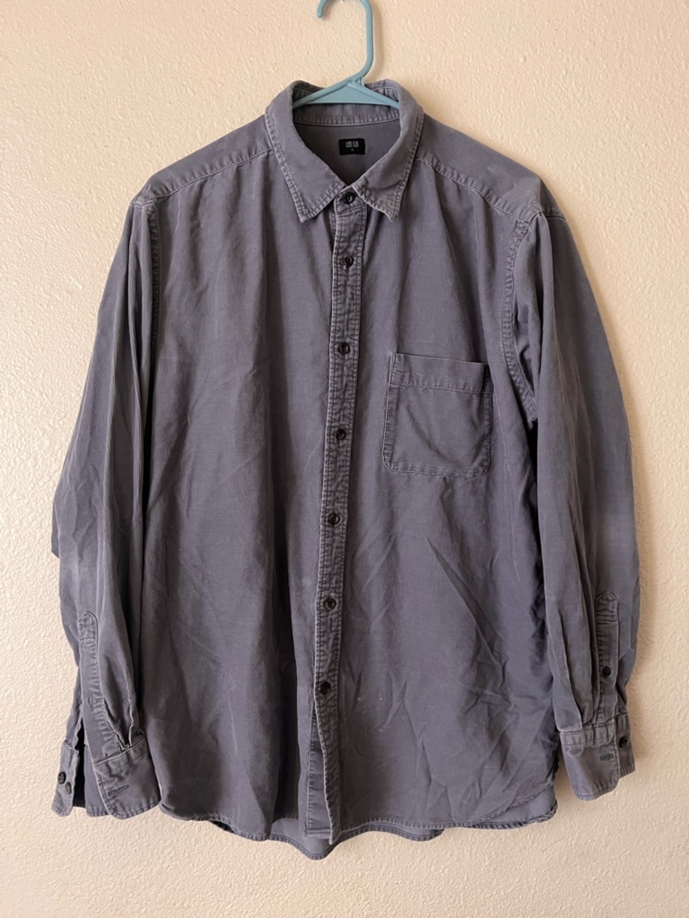 Men's Uniqlo Corduroy Button-Up Shirt - Light Gray